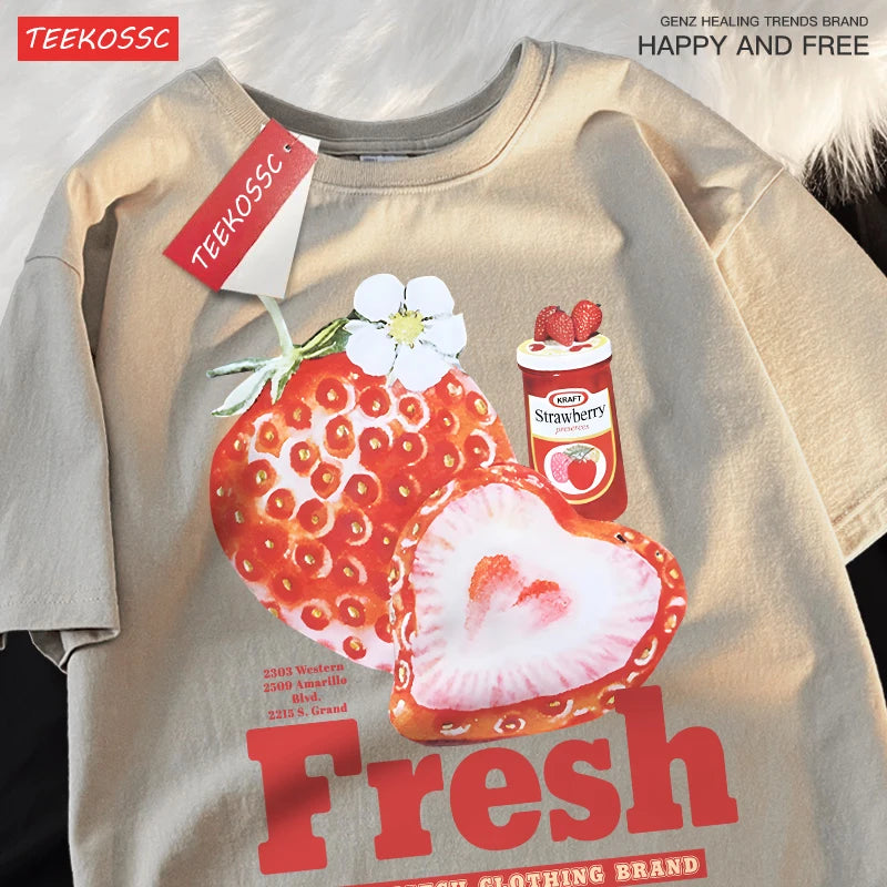 Fresh Strawberry American Retro Creative Printed Short Sleeved T-shirt Men Women Trendy Brand Loose Versatile Half Sleeved Shirt