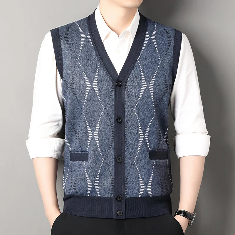 New Men's Sweater Vest Casual Sleeveless Knit Jackets Men Fashion Plaid V-neck Cardigans Man Clothes Knitted Waistcoat