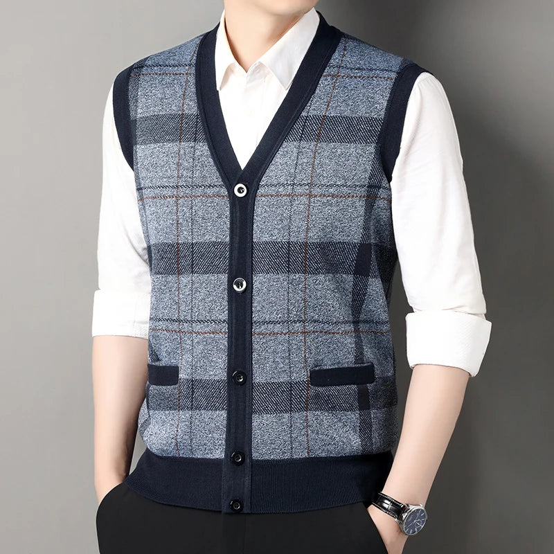 New Men's Sweater Vest Casual Sleeveless Knit Jackets Men Fashion Plaid V-neck Cardigans Man Clothes Knitted Waistcoat