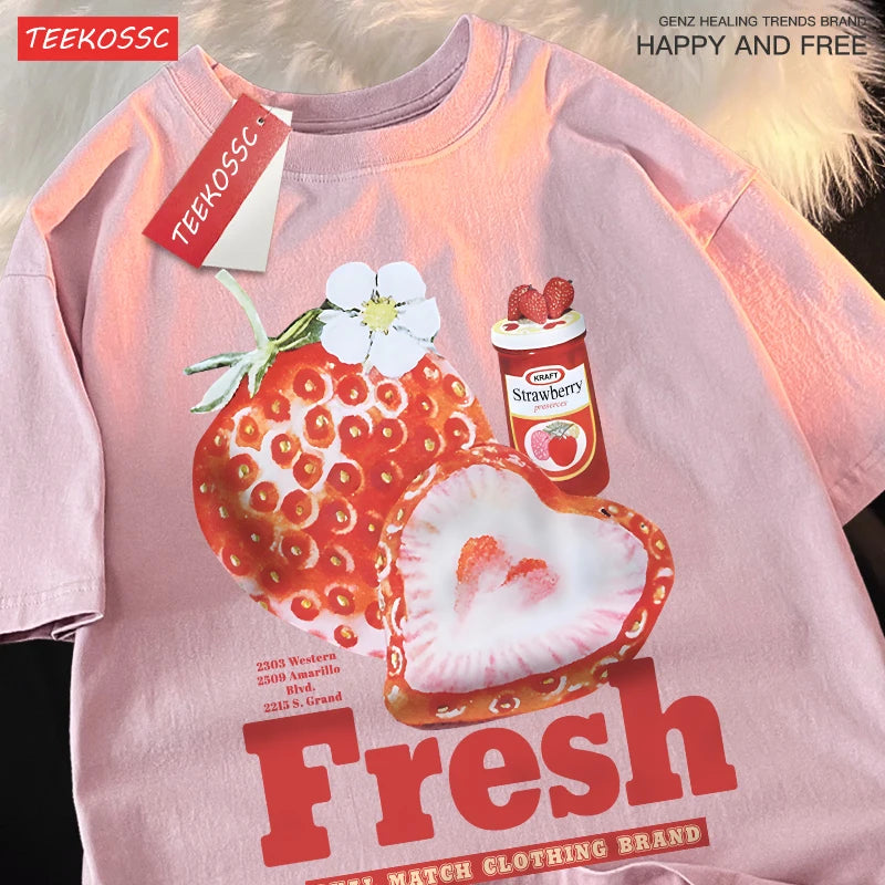 Fresh Strawberry American Retro Creative Printed Short Sleeved T-shirt Men Women Trendy Brand Loose Versatile Half Sleeved Shirt